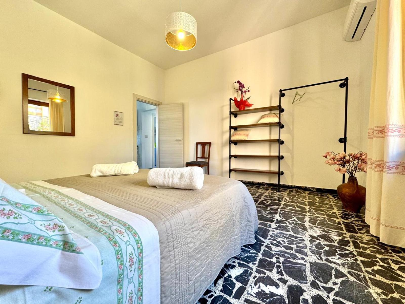 Orchid House Apartment Bari Sardo Bagian luar foto